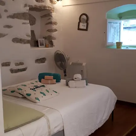 Casa Atena Centro Storico Apartment *